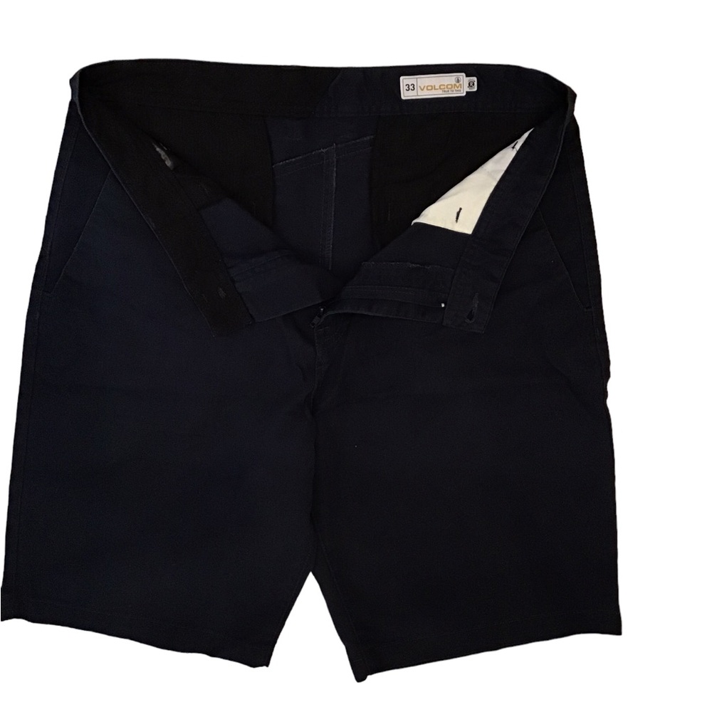 Volcom Shorts. Size 33. - image 2